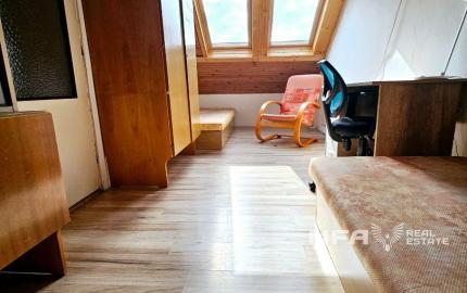 STAČÍ SA LEN NASŤAHOVAŤ - Domček v Jakube