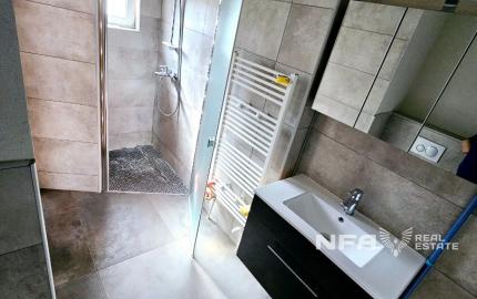 STAČÍ SA LEN NASŤAHOVAŤ - Domček v Jakube