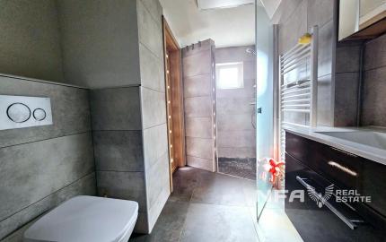 STAČÍ SA LEN NASŤAHOVAŤ - Domček v Jakube