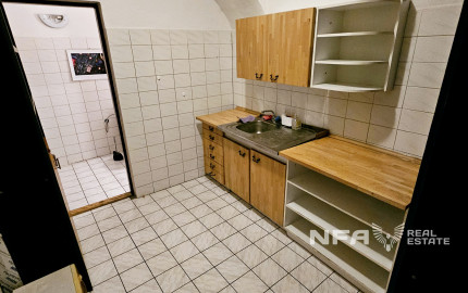 NA PRENÁJOM - Lukratívne priestory s parkovacím miestom