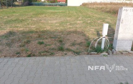 Stavebný pozemok s projektom domu