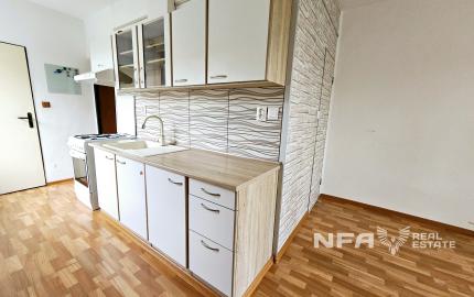 REZERVOVANÝ - Priestranný 3i byt vo vyhľadávanej lokalite