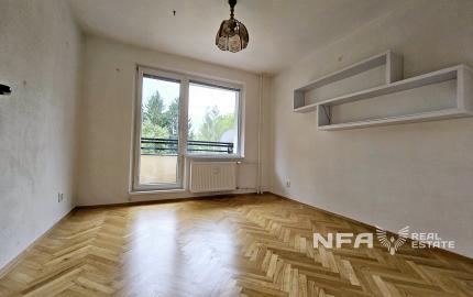 REZERVOVANÝ - Priestranný 3i byt vo vyhľadávanej lokalite