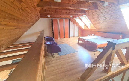 NA PRENÁJOM - mezonet/ ateliér v priamom centre mesta