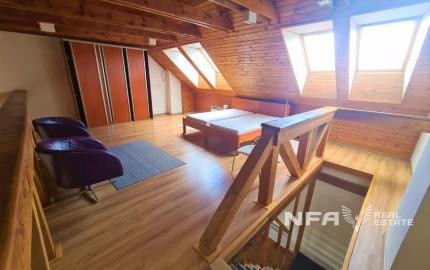 NA PRENÁJOM - mezonet/ ateliér v priamom centre mesta