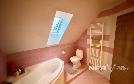 Priestranný rodinný dom v Hontianskej Vrbici