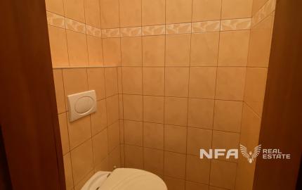 Priestranný 4i byt v Novej Bani s garážou a záhradkou