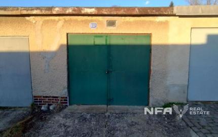 Garáž na predaj v Handlovej