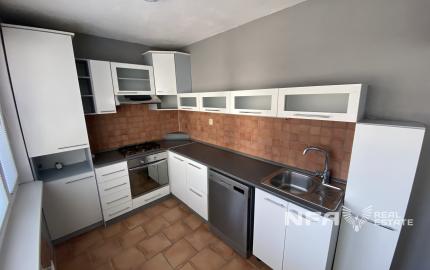 Prerobený 3i byt v Novej Bani-Rezervovaný