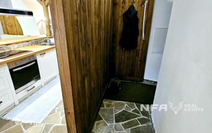 REZERVOVANÝ - Na predaj štýlový 2-izbový byt v historickom centre Svätého Jura!