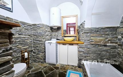 REZERVOVANÝ - Na predaj štýlový 2-izbový byt v historickom centre Svätého Jura!