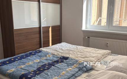 REZERVOVANÝ - NA PRENÁJOM - zrekonštruovaný 2 izbový byt v Handlovej