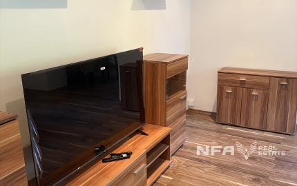 REZERVOVANÝ - NA PRENÁJOM - zrekonštruovaný 2 izbový byt v Handlovej