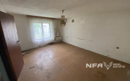 Chatka v obci Zlatno pri Poltári