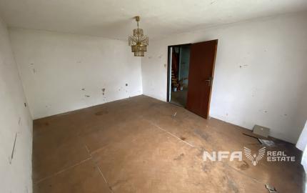 Chatka v obci Zlatno pri Poltári