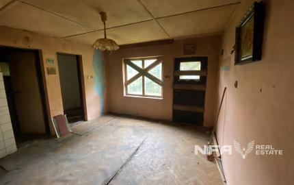 Chatka v obci Zlatno pri Poltári