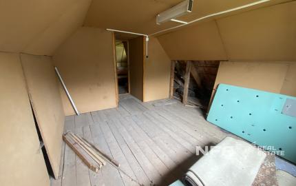 Chatka v obci Zlatno pri Poltári