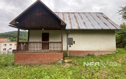 Chatka v obci Zlatno pri Poltári