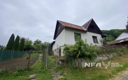 Chatka v obci Zlatno pri Poltári