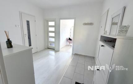 TOP PONUKA! Zrekonštruovaný 3i byt v Sásovej