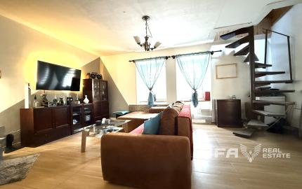 STAČÍ SA LEN NASŤAHOVAŤ - Domček v Jakube