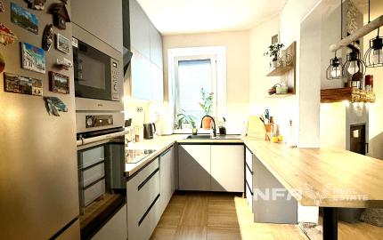 STAČÍ SA LEN NASŤAHOVAŤ - Domček v Jakube