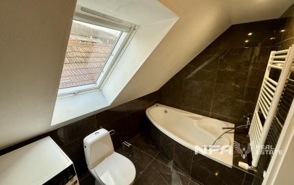 Prenájom luxusného podkrovného bytu – Tekovská Breznica