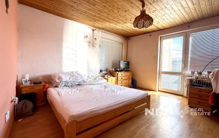 Priestranný rodinný dom na slnečnom pozemku 2 170 m²