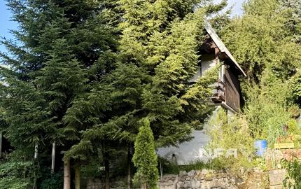 Útulná záhradná chatka s udržiavanou záhradou vo Zvolene