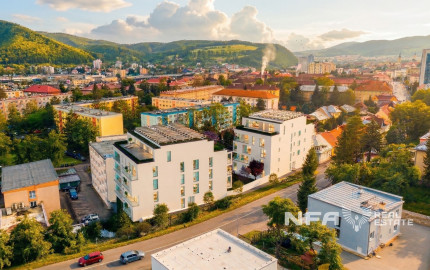VEĽKORYSÝ 3-IZBOVÝ BYT S TERASOU | U VANYSU, BANSKÁ BYSTRICA