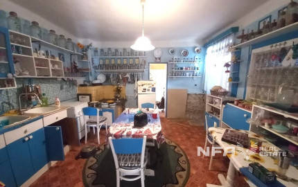 VIDIECKY DOM V MEDOVARCIACH S POZEMKOM 1 950 m²