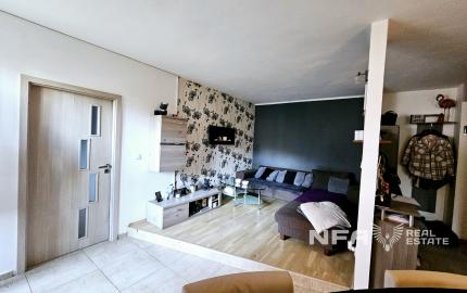 REZERVOVANÝ - 2i zrekonštruovaný byt vo vynikajúcej lokalite