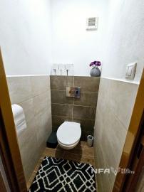 TOP Priestranný zrekonštruovaný byt v Hronseku