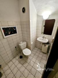 NA PRENÁJOM - Lukratívne priestory s parkovacím miestom