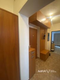 2i byt 3 minúty od Levíc