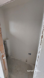 Moderná novostavba v štádiu holodom