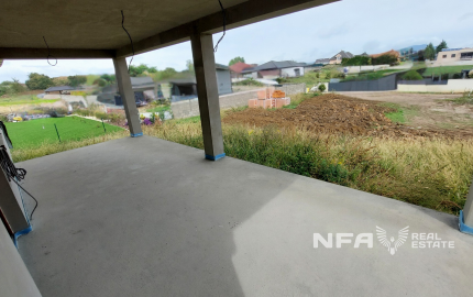 Moderný 4-izbový holodom