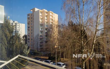 Exkluzívne na predaj 2-izbový byt prerobený na 3-izbový