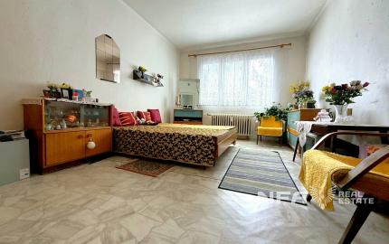 REZERVOVANÝ - Na predaj 3-izbový byt v obľúbenej lokalite blízko centra