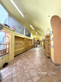 NA PRENÁJOM - obchodný priestor na pešej zóne