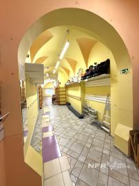 NA PRENÁJOM - obchodný priestor na pešej zóne