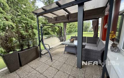 Štýlový 3-izbový byt s terasou, jacuzzi a parkovaním