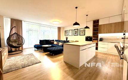 Štýlový 3-izbový byt s terasou, jacuzzi a parkovaním