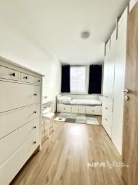 Štýlový 3-izbový byt s terasou, jacuzzi a parkovaním