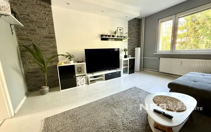 TOP PONUKA! Zrekonštruovaný 3i byt v Sásovej