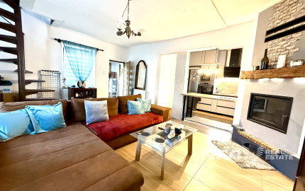 STAČÍ SA LEN NASŤAHOVAŤ - Domček v Jakube