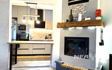 STAČÍ SA LEN NASŤAHOVAŤ - Domček v Jakube