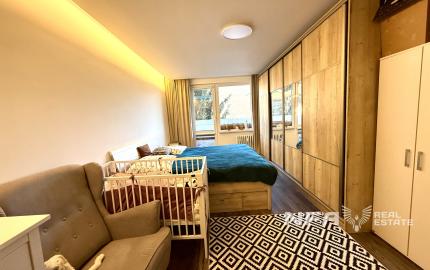 NA PREDAJ – veľký, kompletne zrekonštruovaný 2-izbový byt