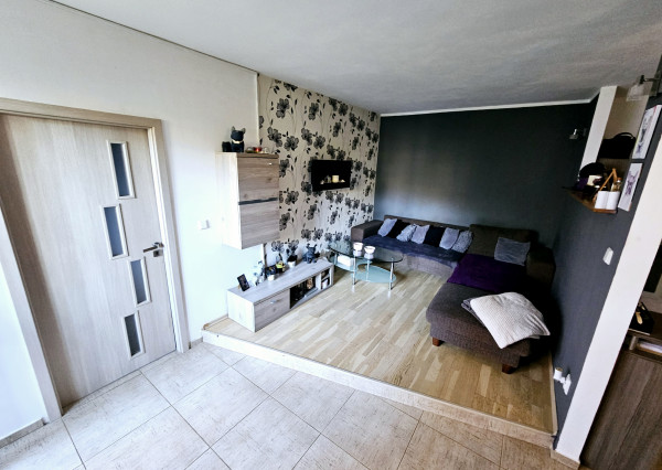 REZERVOVANÝ - 2i zrekonštruovaný byt vo vynikajúcej lokalite