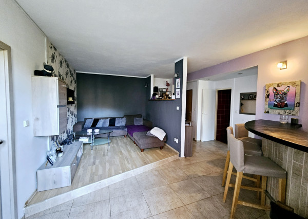 REZERVOVANÝ - 2i zrekonštruovaný byt vo vynikajúcej lokalite